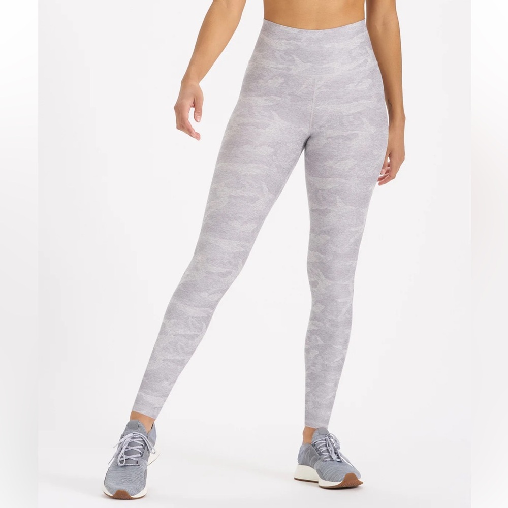 Women’s Clean Elevation Vuori light camo leggings.